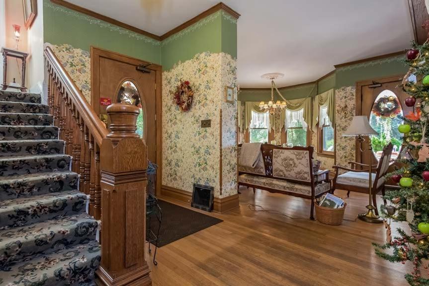 Kingsley House Bed & Breakfast - Full Home Fennville Kültér fotó